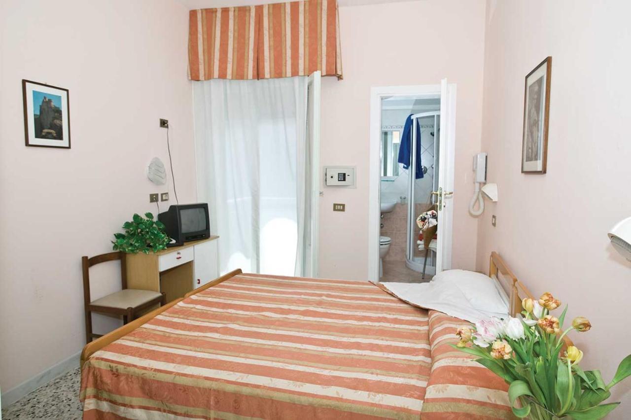 Dipendenza King Apartment Cesenatico Ngoại thất bức ảnh